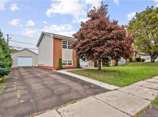 203 McSweeney Ave, Moncton, NB E1C 7E3