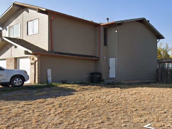929 Mountain View Dr