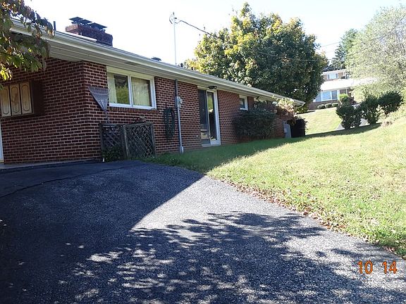 2nd image of 717 Milford St