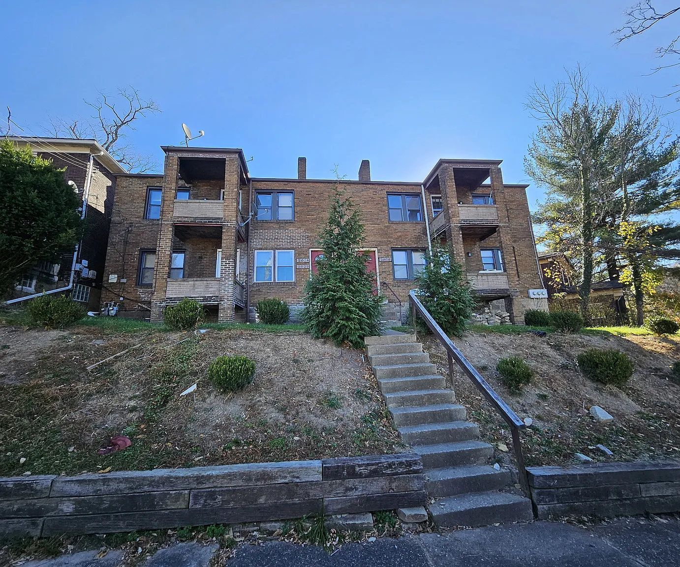 2018-2024 Chalfant St #2020 photo 1