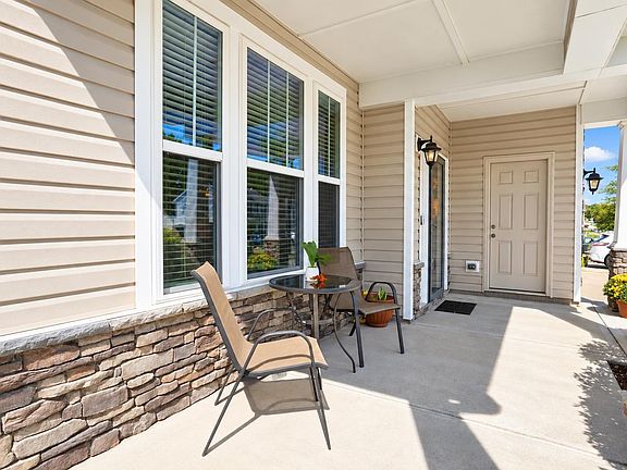 3rd image of 3565 Massey Ridge Ct