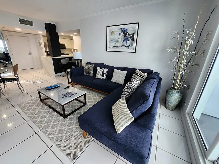 2301 Collins Ave #1026 — Photo 6