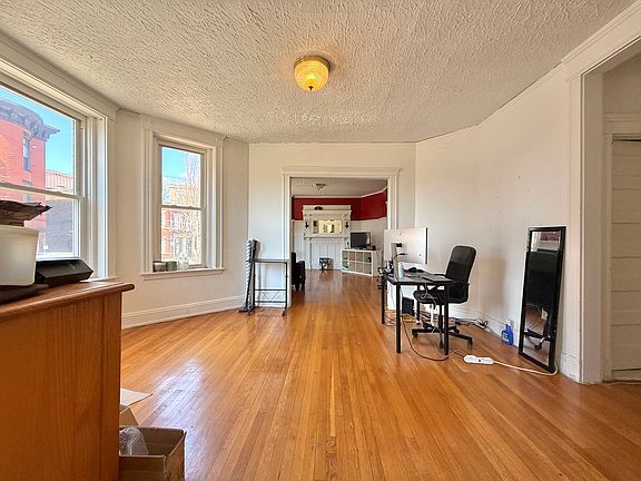 5th image of 1908 Beacon St #2