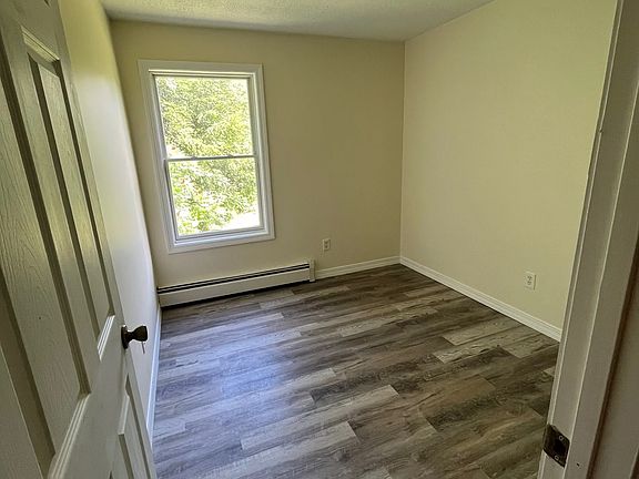 4th image of 391 School St #6