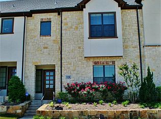 1136 Hemingway Ln, Irving, TX 75063