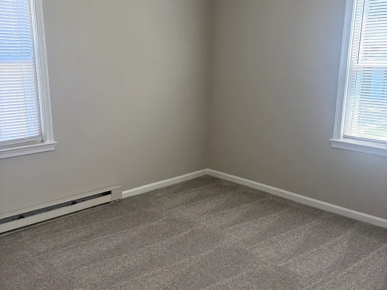 105 Roland Dr — Photo 14