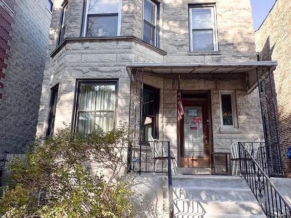 3740 N Racine Ave, Chicago, IL 60613