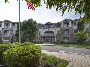 156 Victoria Dr #156, Bridgewater, NJ 08807