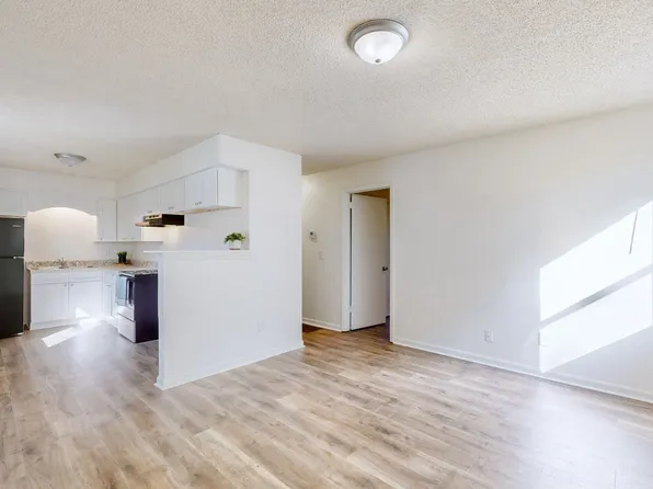 225 Graves Rd, Goodlettsville, TN 37072