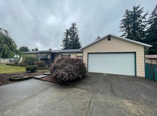 19907 NE 8th St #B, Camas, WA 98607