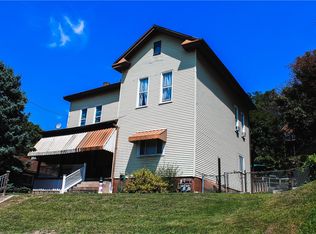 825 North Ave, Braddock, PA 15104