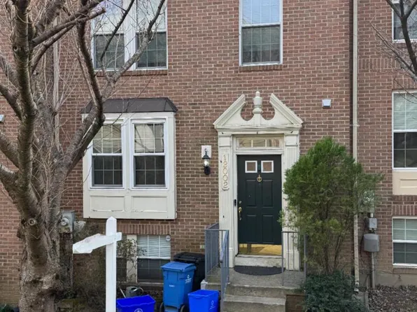 12002 Cherry Blossom Pl, Gaithersburg, MD 20878