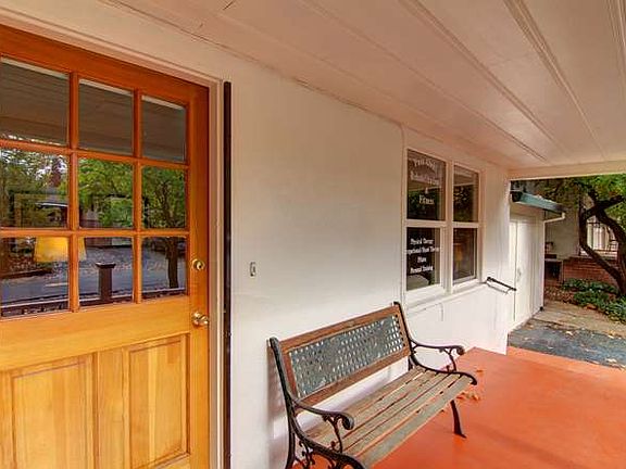 5th image of 8003 Sacramento St