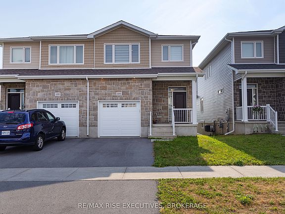 3rd image of 1233 Max Cres