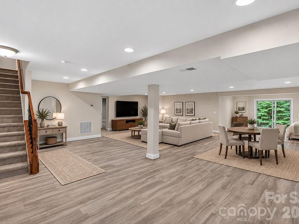 1st image of 237 Ashmore Cir