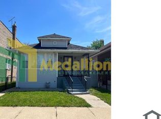 9815 S Throop St, Chicago, IL 60643