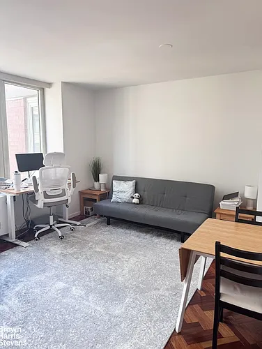 2373 Broadway #1125 Photo 1