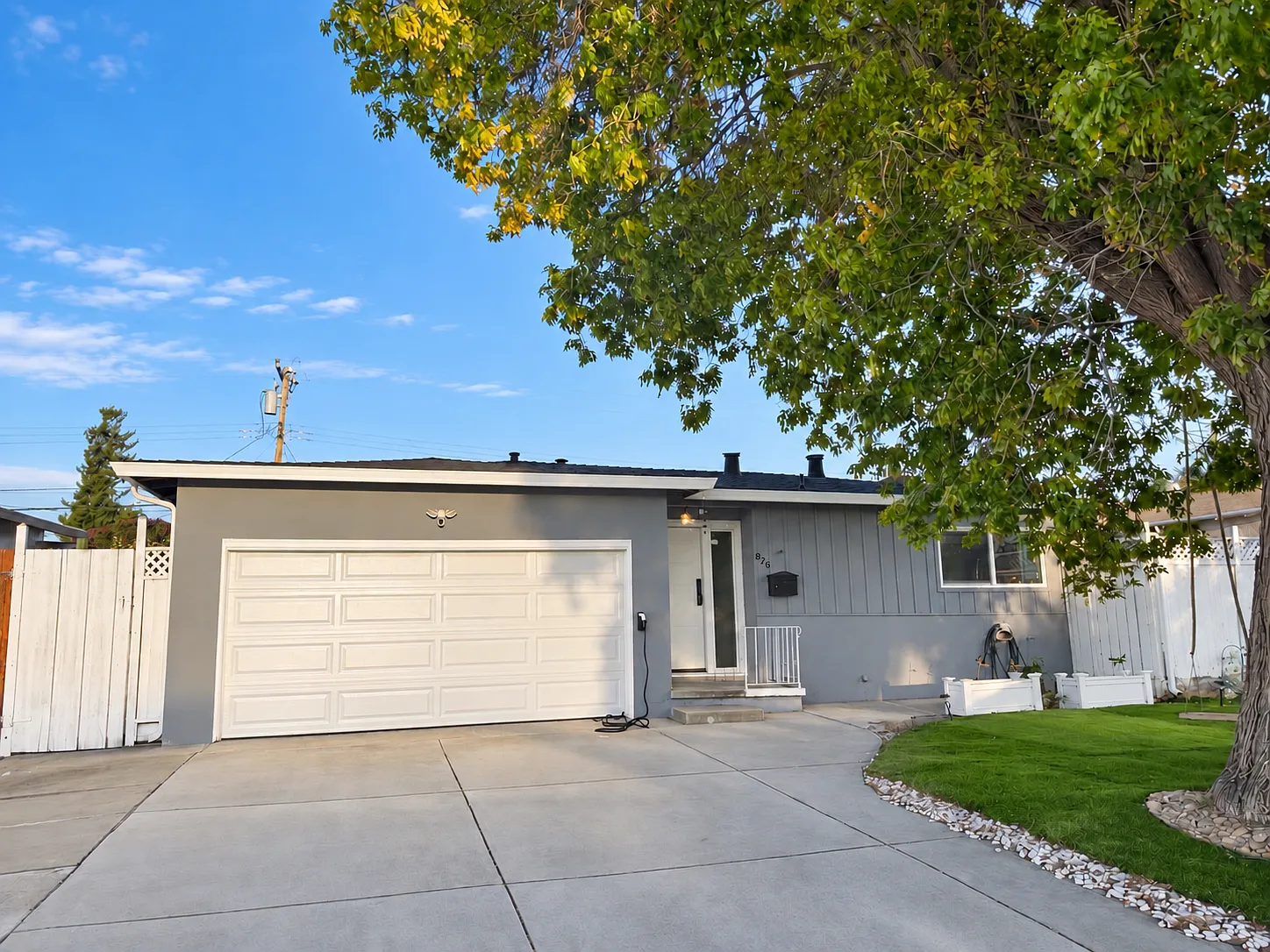 4 bed, 1250 sqft, $5,400 — Photo 3