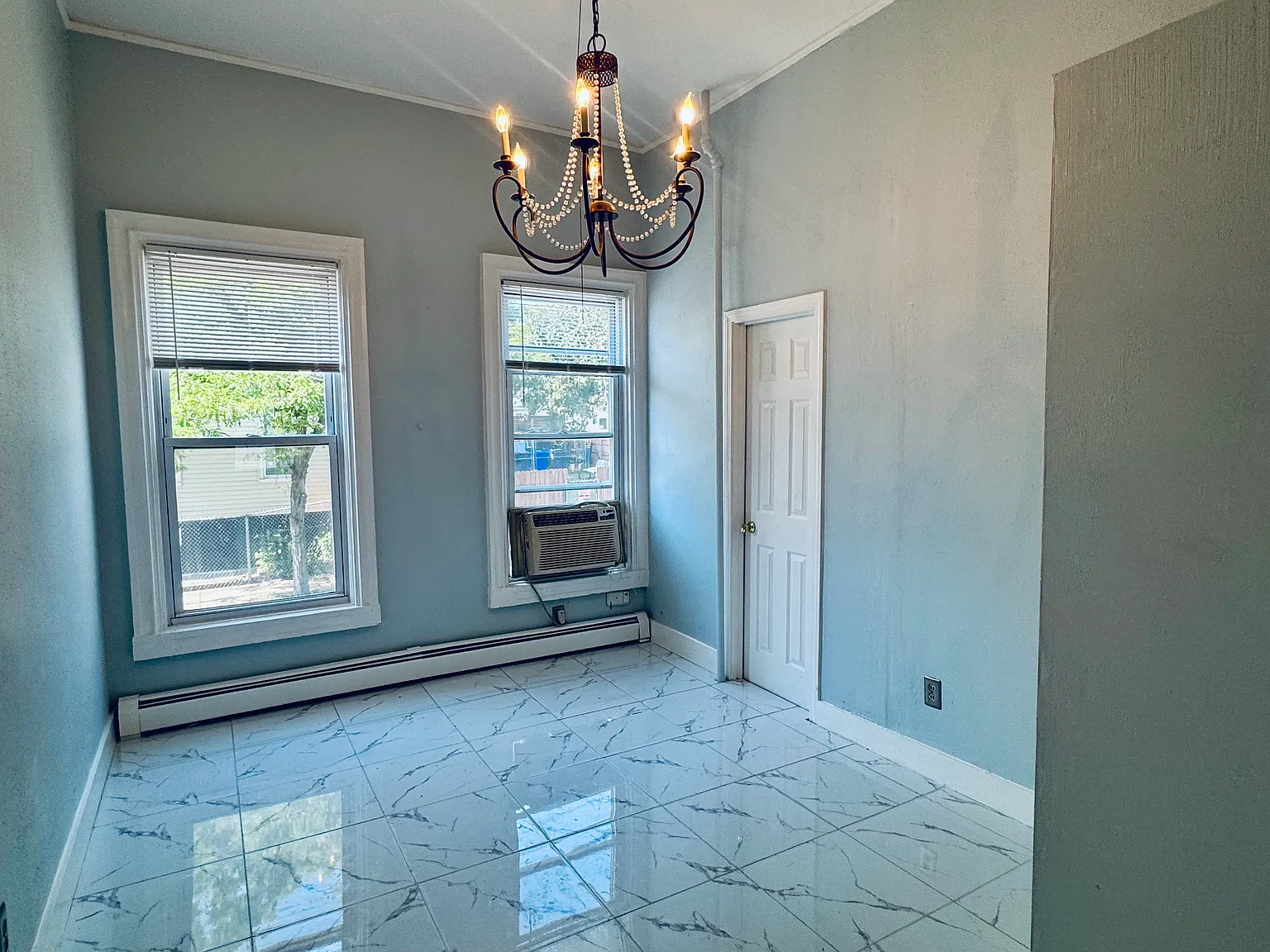 2 bed, $2,100 — Photo 3