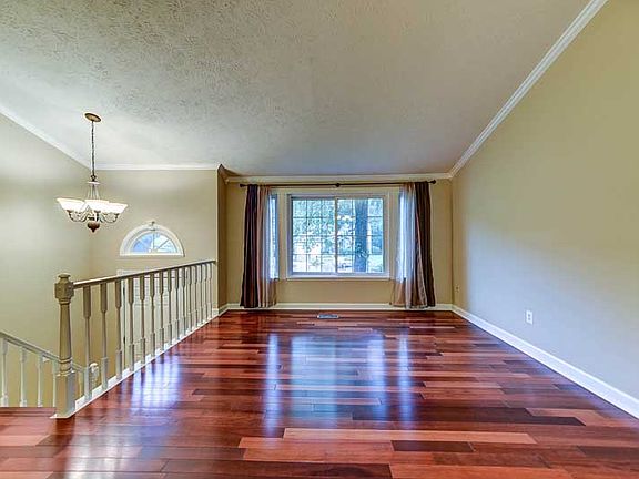 5th image of 13162 Brynwood Ct