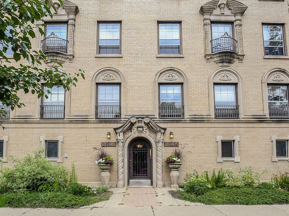 1st image of 2048 W Farwell Ave APT 2W