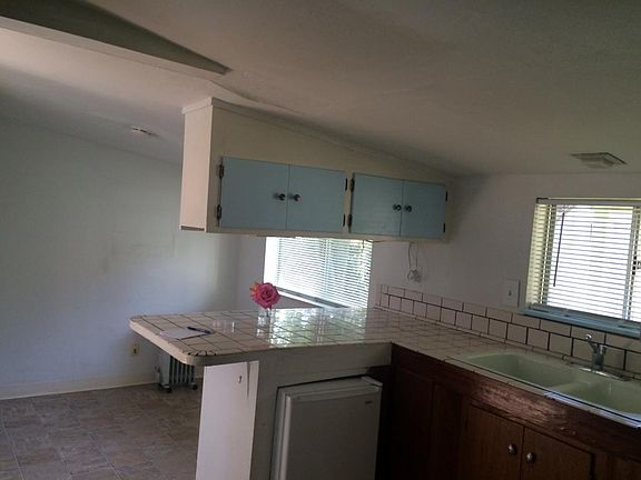 5th image of 124 Los Gatos Blvd