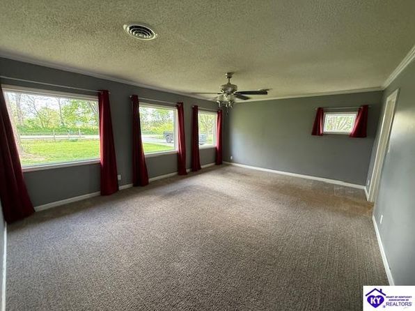 5934 Leitchfield Loop, Cecilia, KY 42724