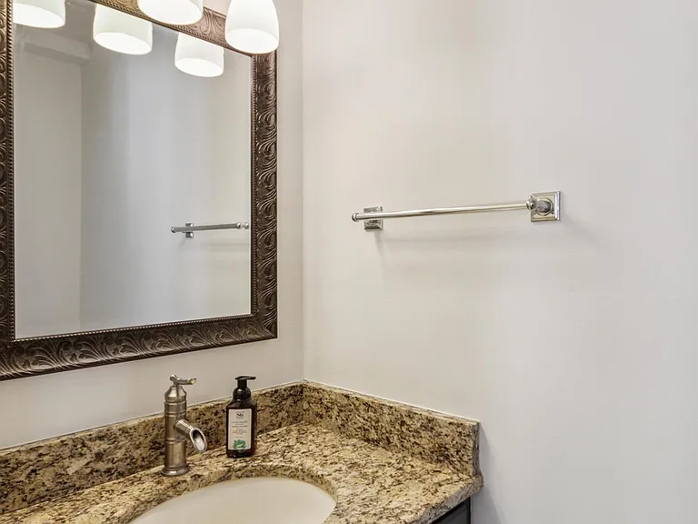 401 Defoors Lndg NW — Photo 13