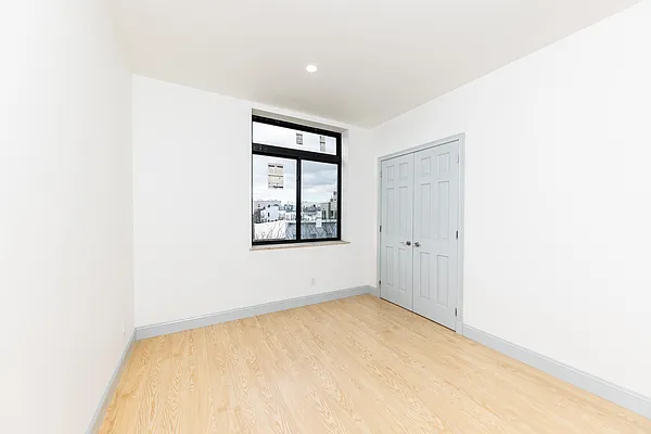 Rented by Oxford Property Group | media 5