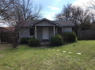 9709 Santa Monica Dr, Fort Worth, TX 76116