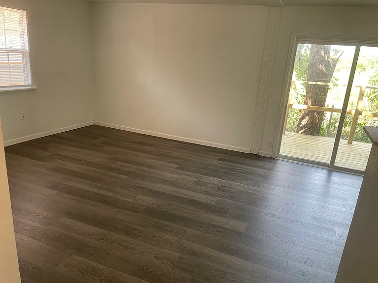 3619 Valley Ridge Dr — Photo 8