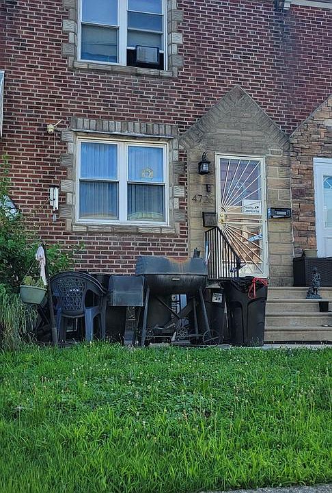 1st image of 4726 Meridian St