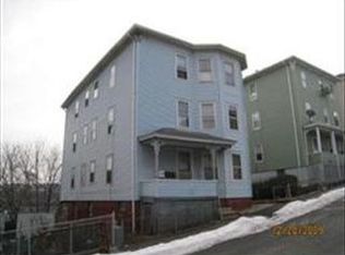 76 Gage St APT 1, Worcester, MA 01605