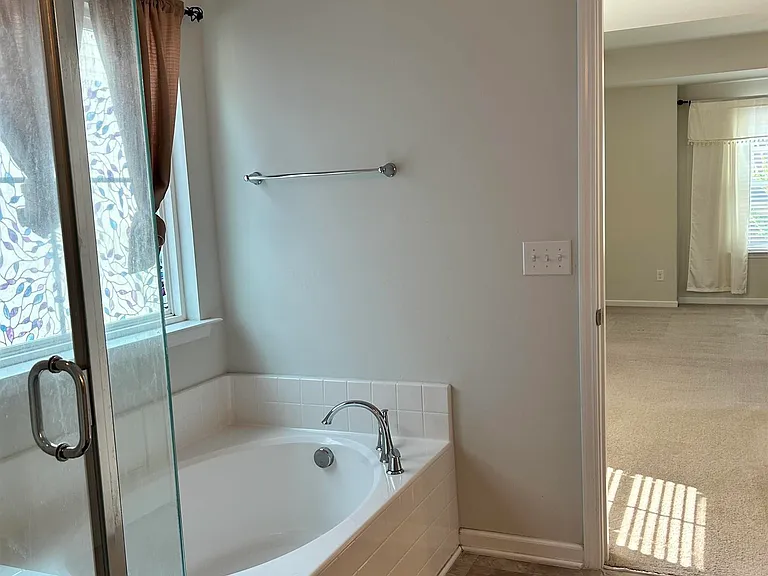 309 Lanyard Ln — Photo 44