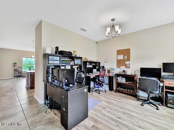 4th image of 2642 SALT LAKE Drive
