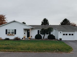 19 Melmar Dr, Lewisburg, PA 17837