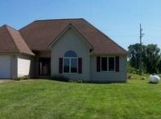 11109 Iosco Rd, Webberville, MI 48892