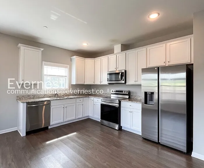 1309 Ventura Ln — Photo 4