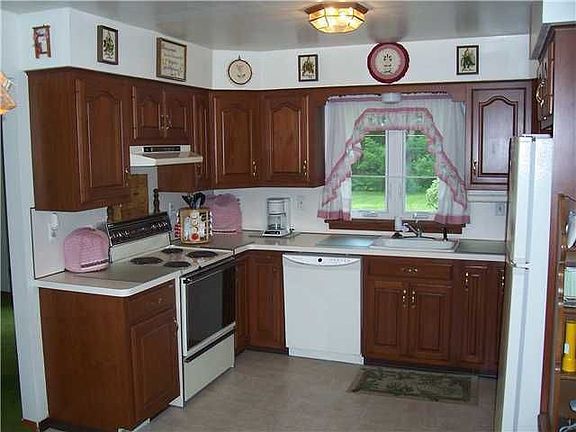 5th image of 106 Yorktown Dr