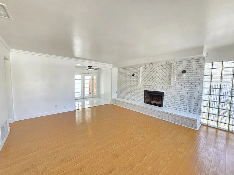 44221 4th St E — Photo 11