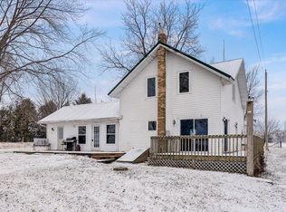 N7097 Nielson Ln, Johnson Creek, WI 53038