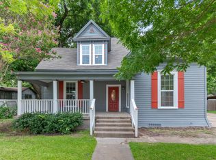 308 S Waco St, Weatherford, TX 76086
