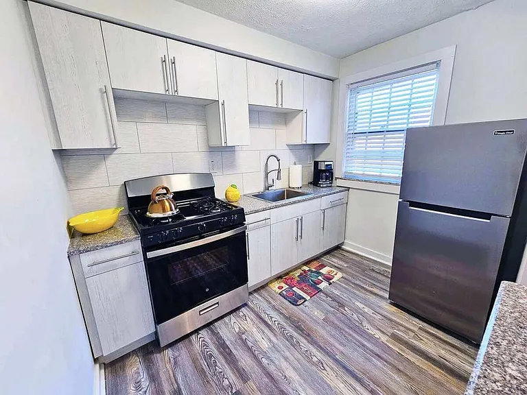 Smartland Colony Apartments | 2809-2949 Van Aken Blvd, Shaker Heights, OH 44120 — Photo 21