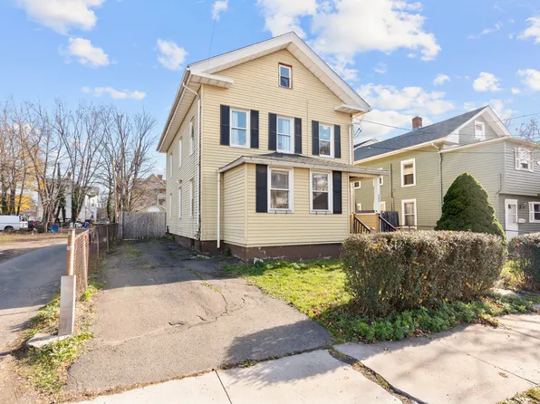 393 Center Street, Meriden, CT 06450