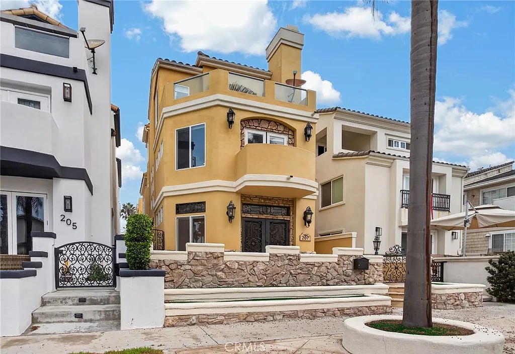 3 bed, 3.5 bath, 3495 sqft, $9,000 — Photo 3