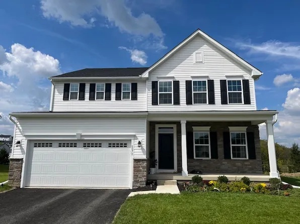 8070 Parker Pl, Fogelsville, PA 18051