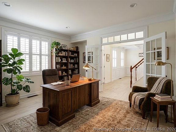 5th image of 1413 Lagerfeld Way
