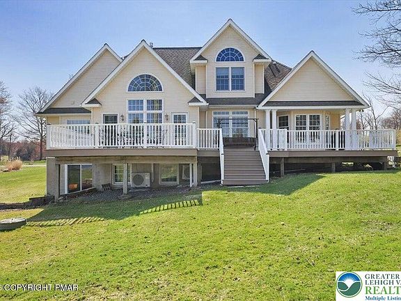 2nd image of 355 Washington Rd