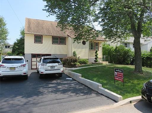 1st image of 10 Ethel St