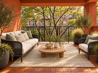 449 W 44th St APT 2F, New York, NY 10036